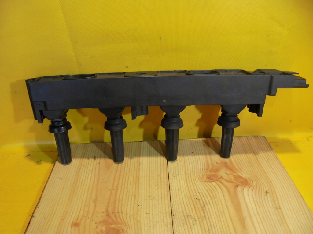 фото №7, Катушка зажигания peugeot 607 2.2 b 2526131a