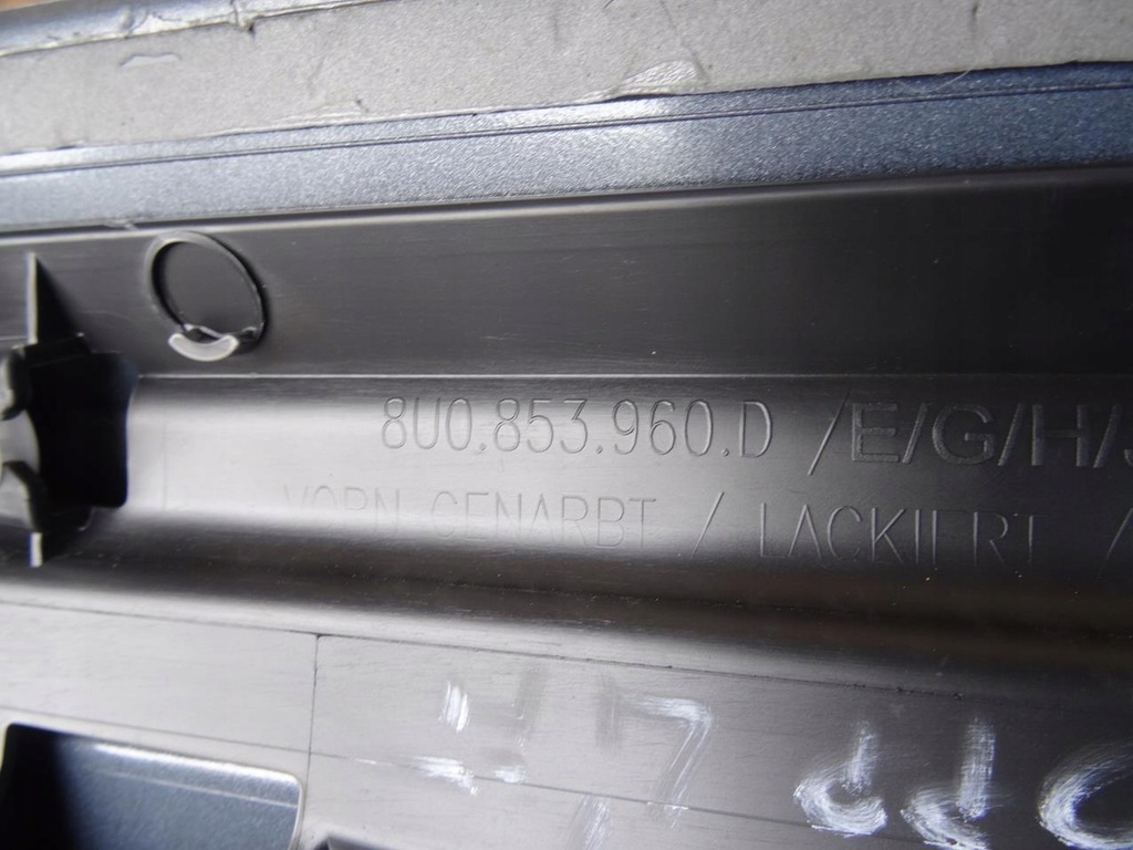 фото №9, Audi q3 8u lift молдинг двері права перед передня lx7r s-line 8u0853960d