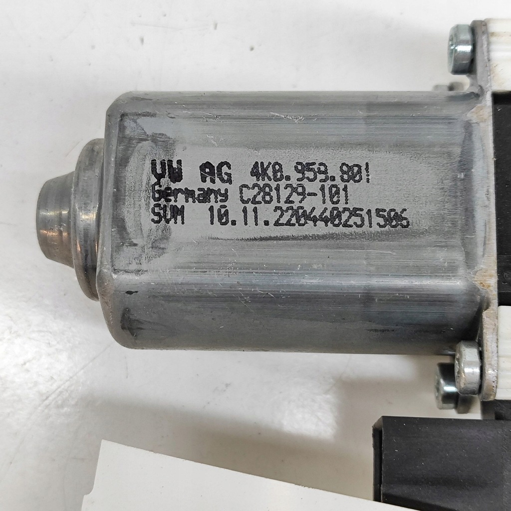 фото №7, Audi e-tron 2023 правая сторона моторчик подъемника стекло дверь