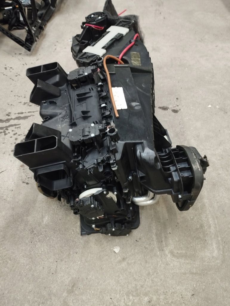 фото №12, Mercedes w212 отопитель смеситель kombajn a2128301760 a2048300461