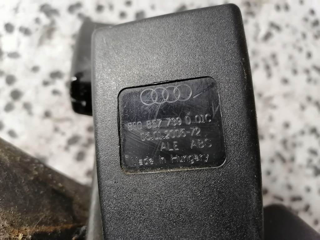 фото №4, Audi a4 b7 замок пряжка поперечина 8e0857739d