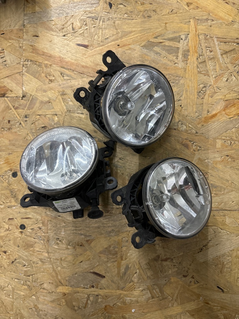 фото №1, Противотуманная фара противотуманный clio iv captur megane iv