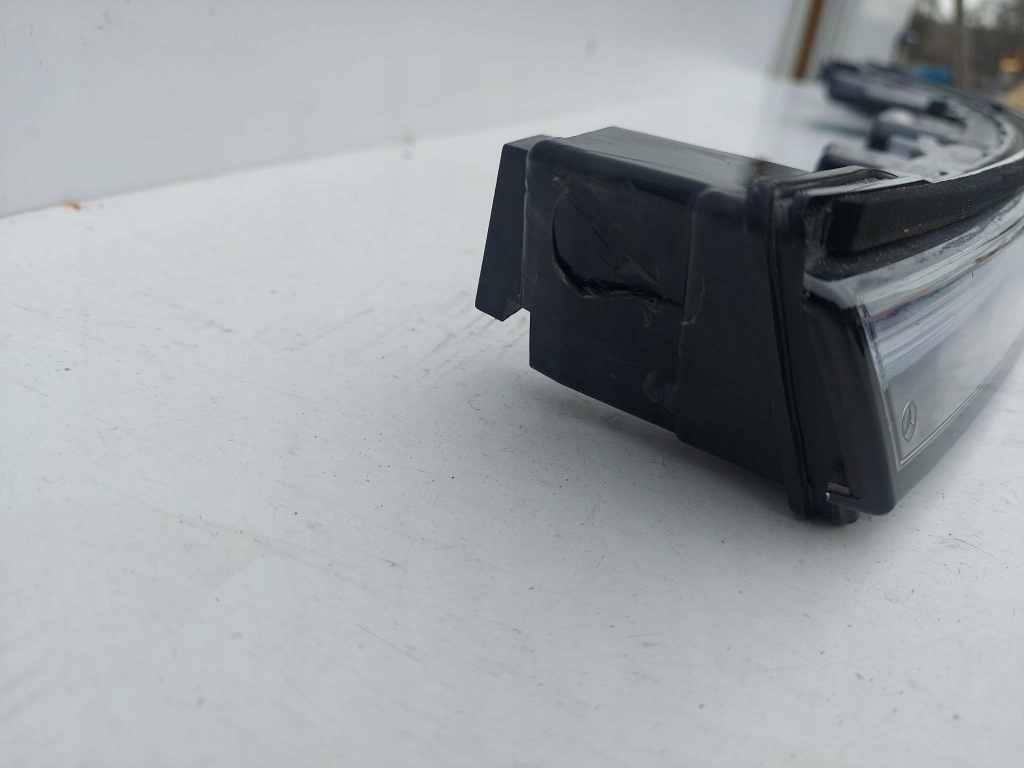 Mercedes eqa h243 лампа led накладка nad решітка радіатора перед в Україні