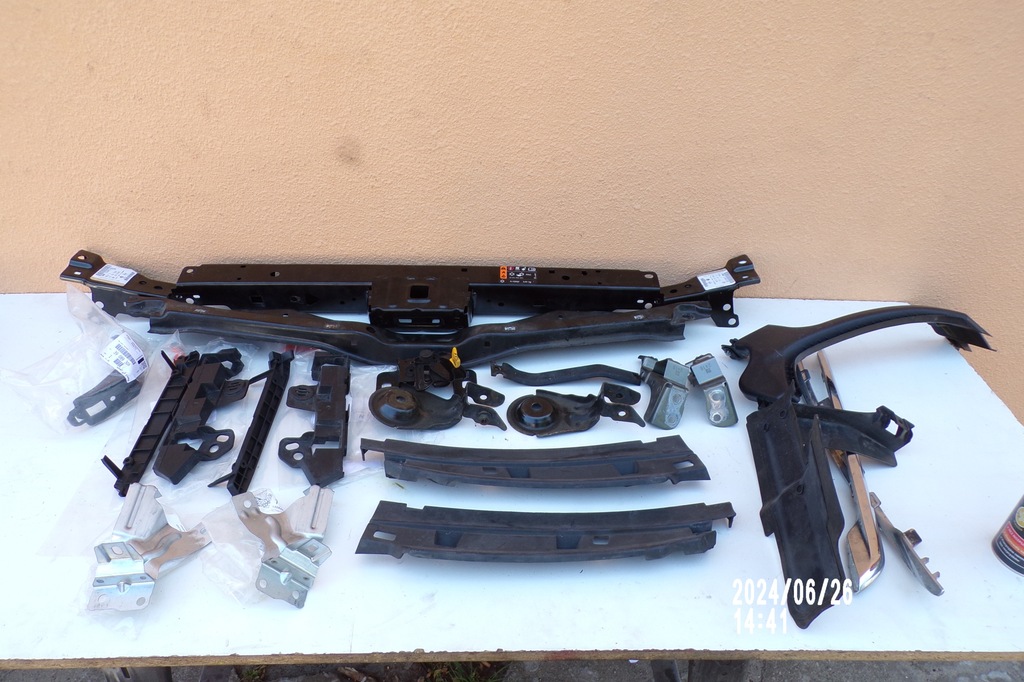 фото №1, Хром решетка opel zafira c lift