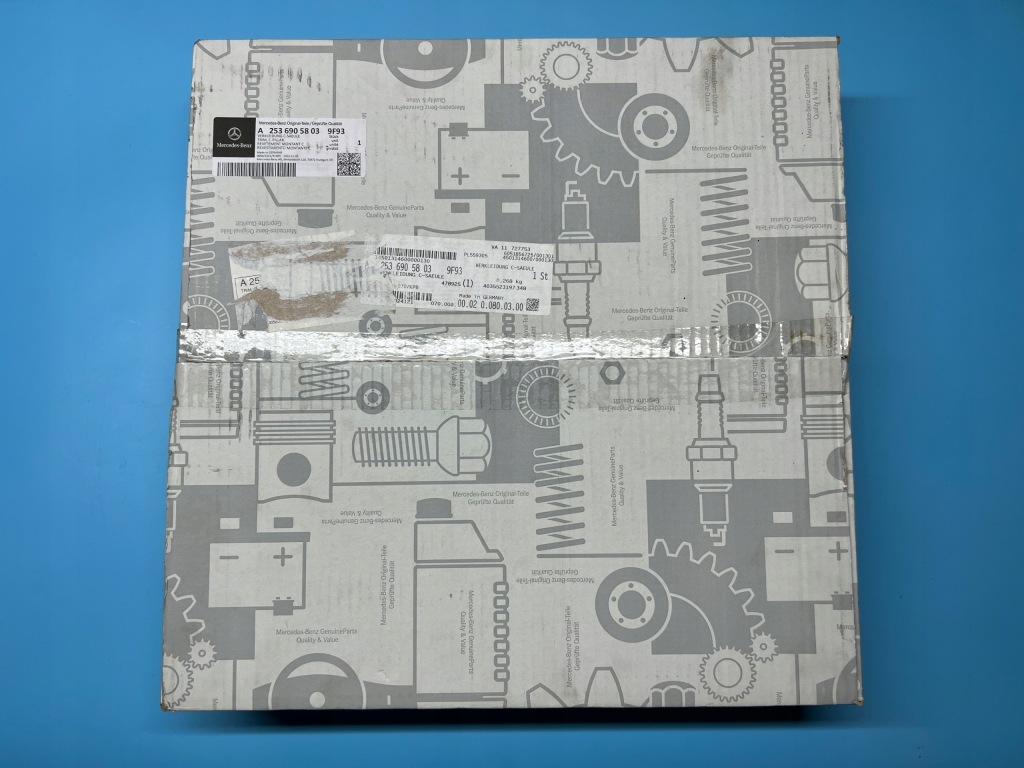 Nowa оригінальна права захист стійка mercedes-benz glc w253 a2536905803 9f93 Київ