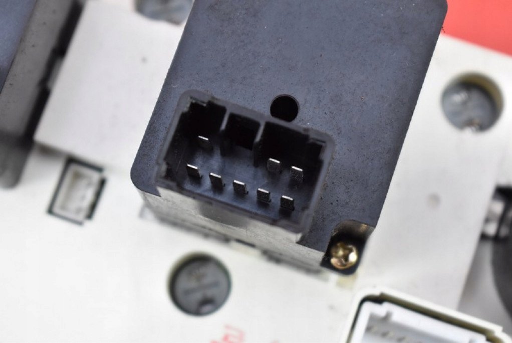 фото №8, Панель керування обдув кондиціонер kia sephia 2 ii lift 01-04