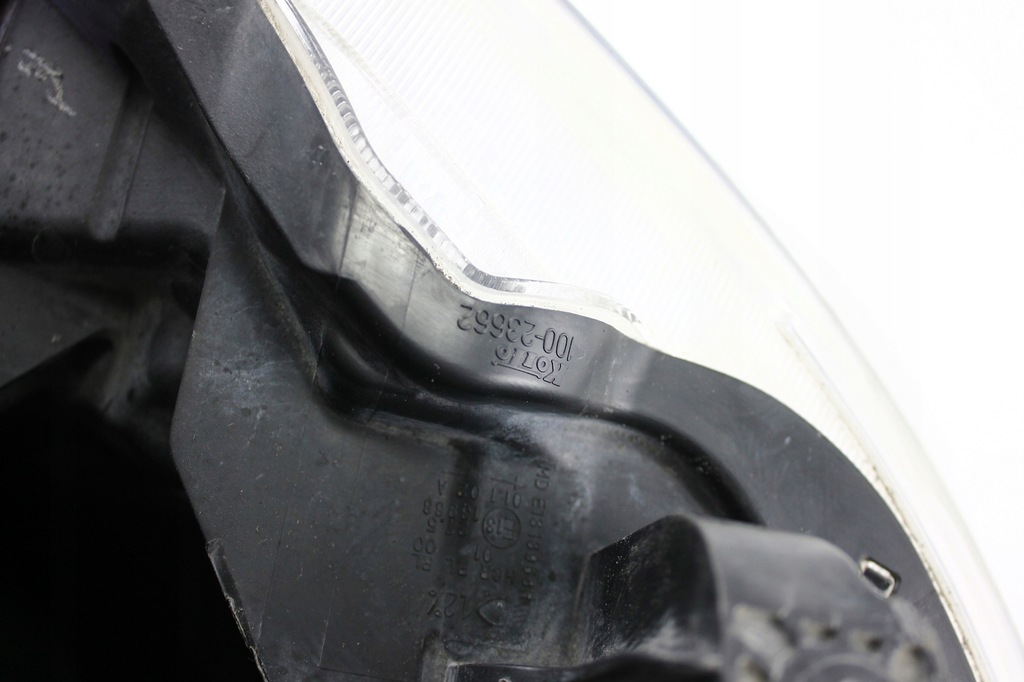 фото №13, Nissan patrol vi 6 y62 фара лампа права led