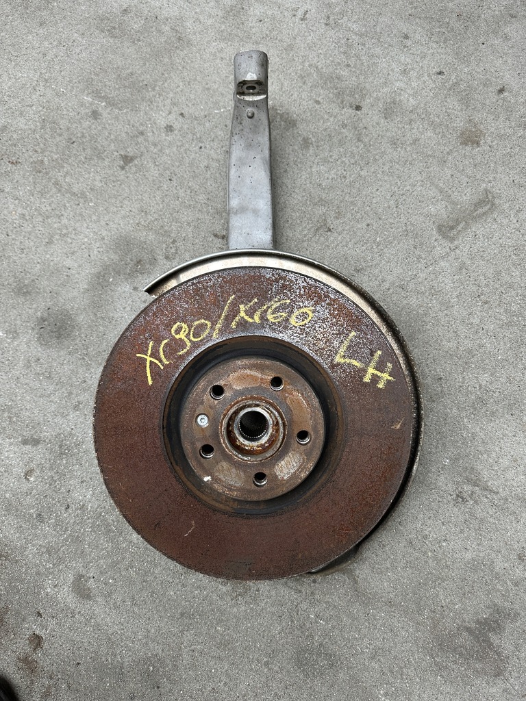 фото №1, Volvo xc60 ii xc90 ii поворотный кулак ступица передняя левая