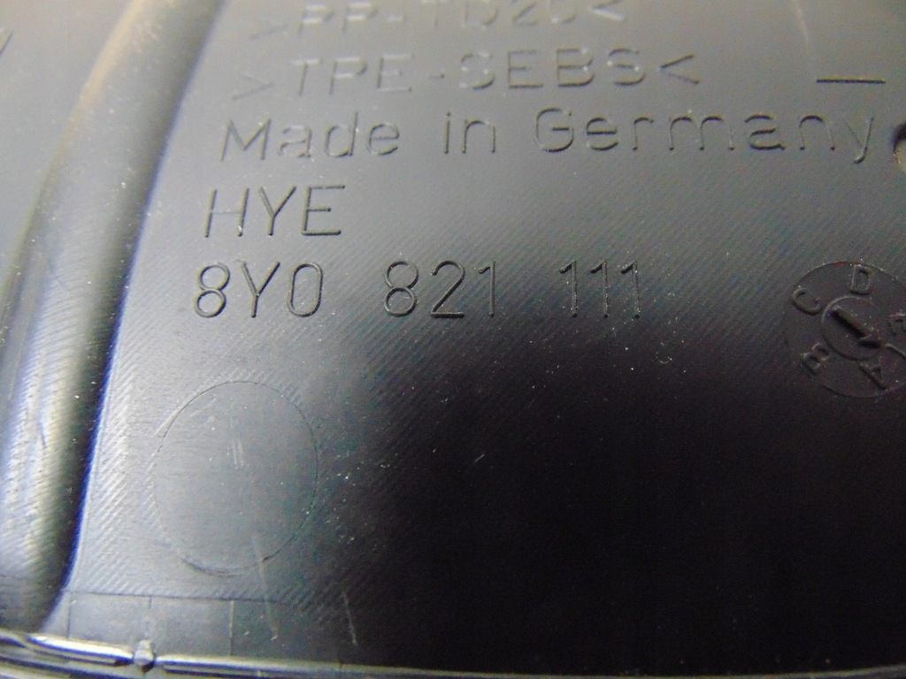 фото №12, Защита крыла левая audi a3 8y 8y0821111