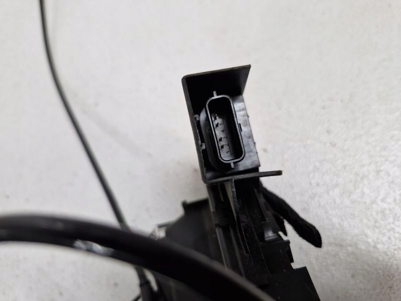 фото №7, Renault scenic iv 4 замок дверь правый перед 4 pin eu 805021579r