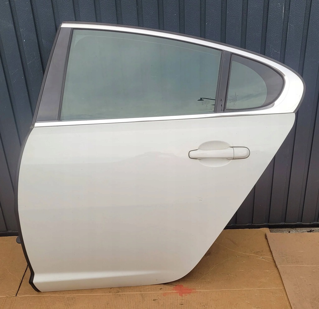 фото №1, Дверь левая задняя задние jaguar xf xf250