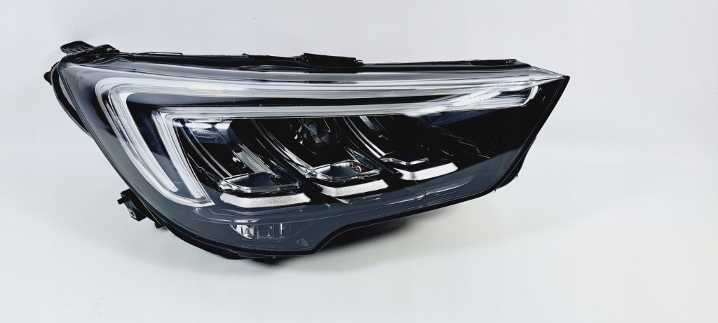 Купить Opel crossland x рестайлинг  фара правый  full led yq00351180