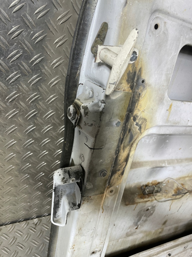 Sprinter 901 903 lt 96-06 дверь задний задние правое левая комплект Недорого