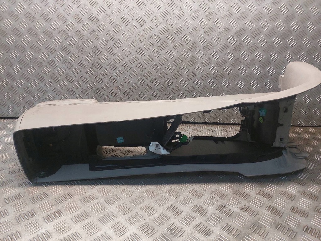 фото №6, Туннель средний подлокотник volvo v50 i