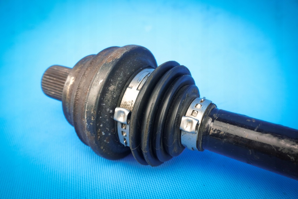 фото №9, Приводной вал задняя правая audi a3 8v golf vii 5q0501204a