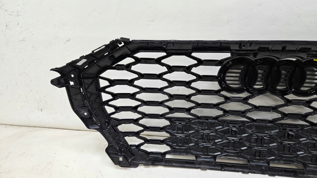 Audi оригинальный номер 83f853651a Недорого