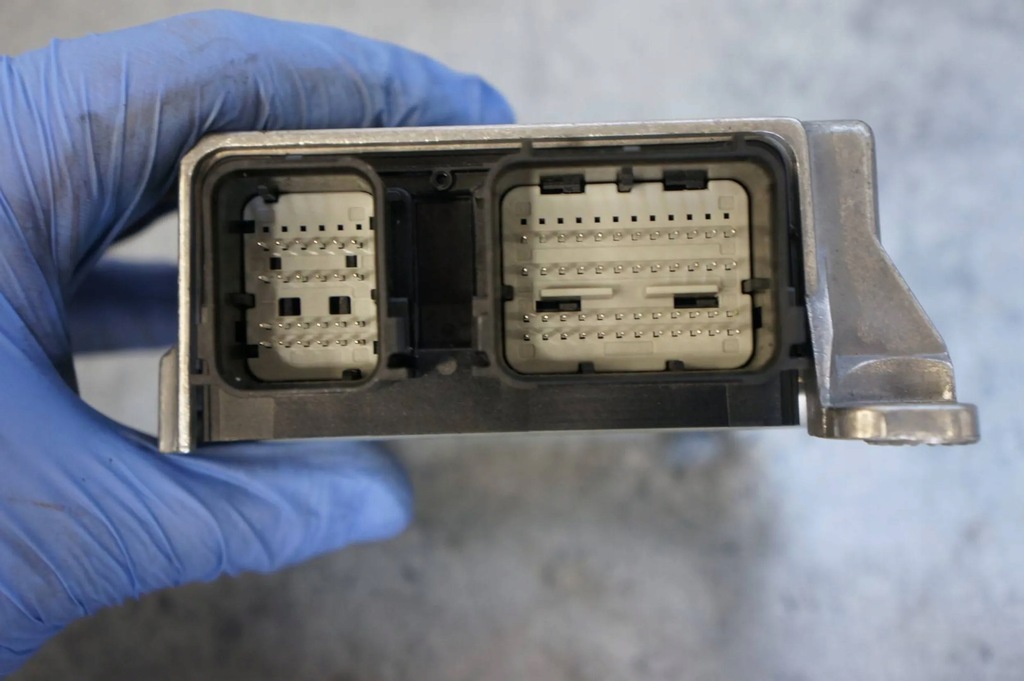 фото №5, Датчик подушка безопасности модуль подушек volvo v40 ii