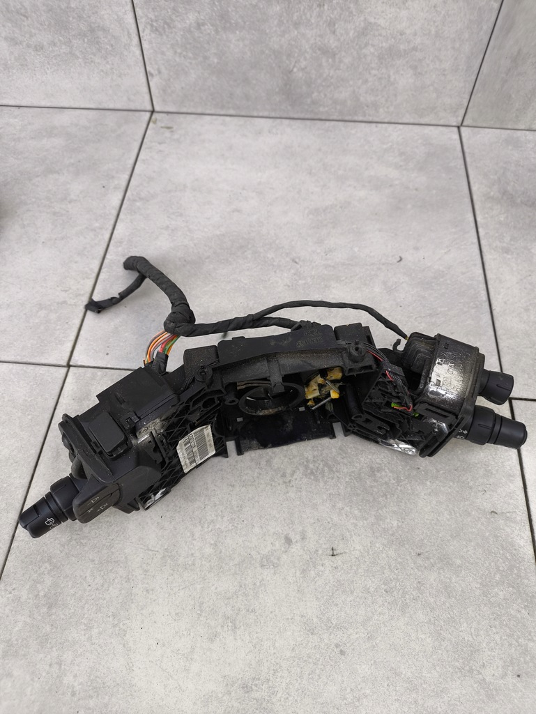 фото №1, Перемикач комбінований перемикачі стрічка круїз-контроль renault scenic 8200127728 e