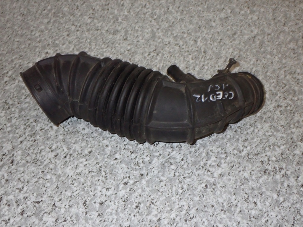 фото №1, Hyundai i30 ceed 1.6 lift 09-12 труба воздуха