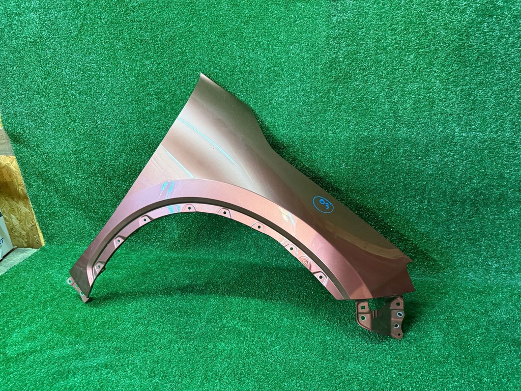 фото №1, Крила передній правий lexus lbx