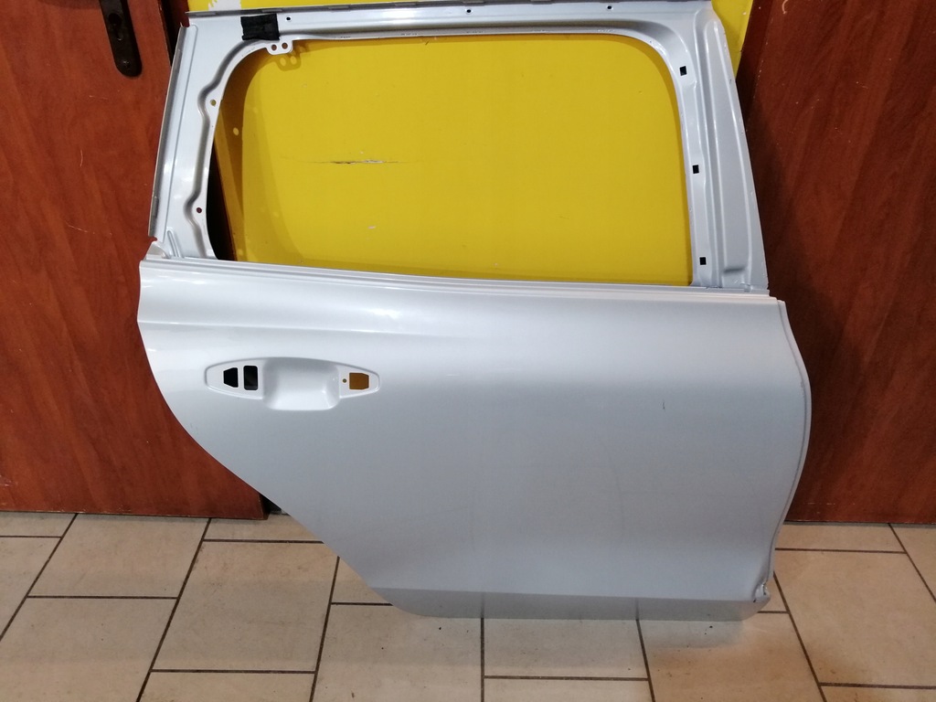 фото №2, Volvo v60 ii двері задня праве 2018