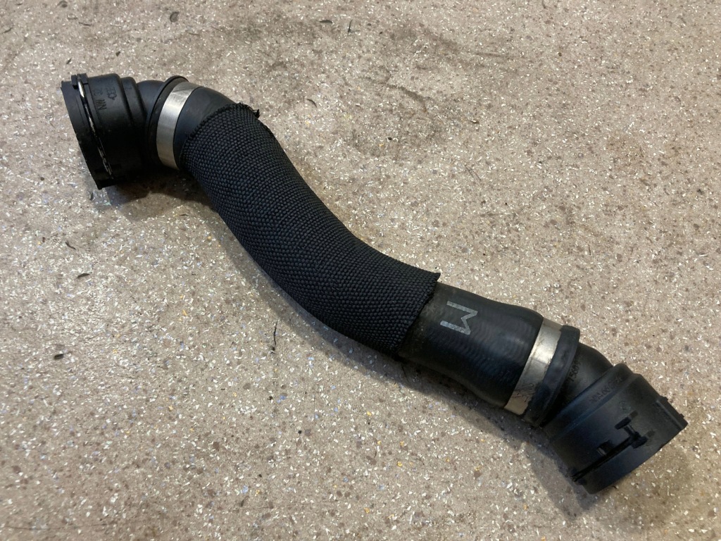Шланг водяний турбонагнітача bmw x5 g05 8582011 Зі Шроту
