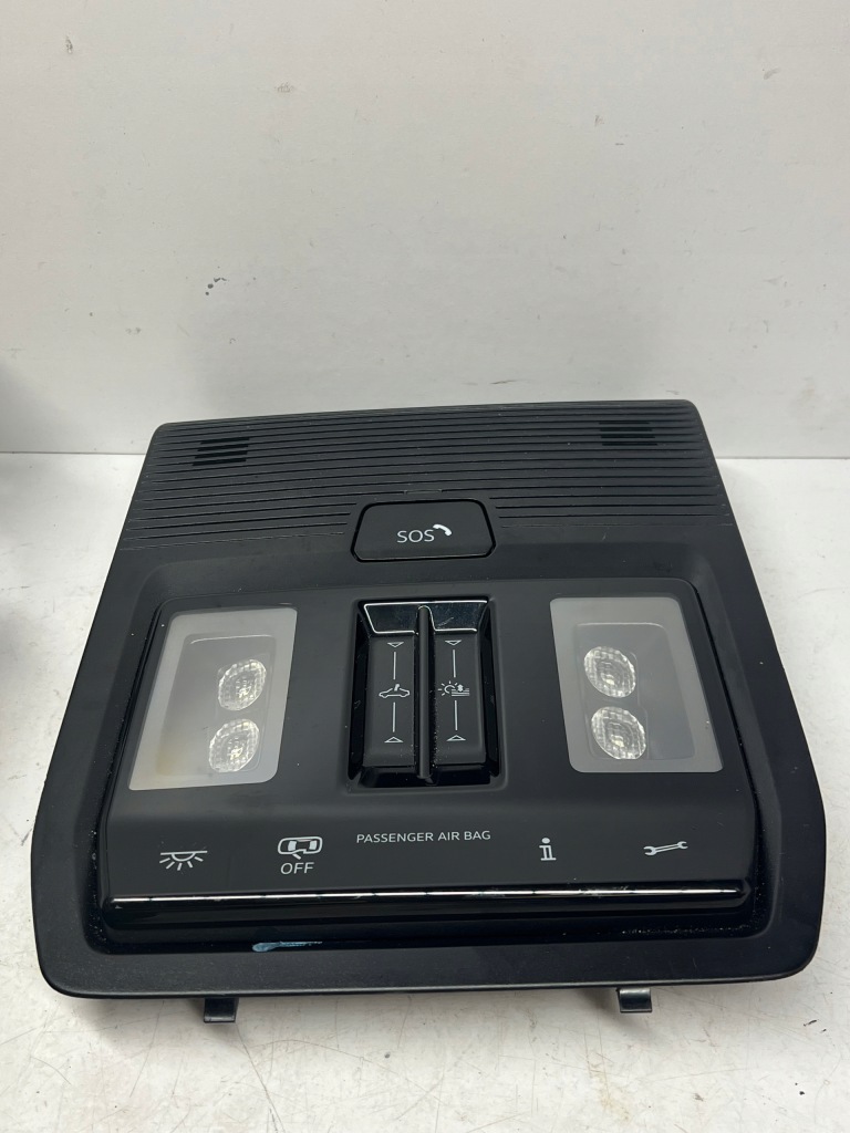 фото №1, Volkswagen golf viii лампа потолочный 5h0959561ag