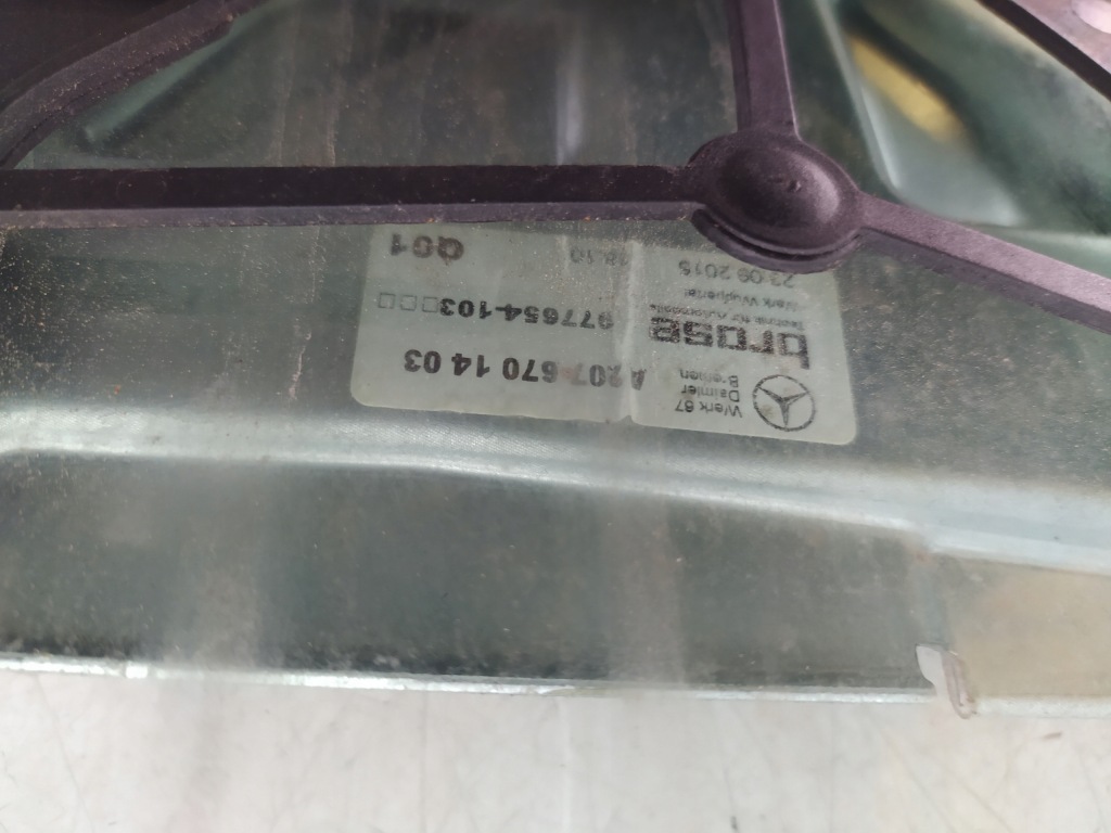 фото №4, Mercedes w207 скло правий задня