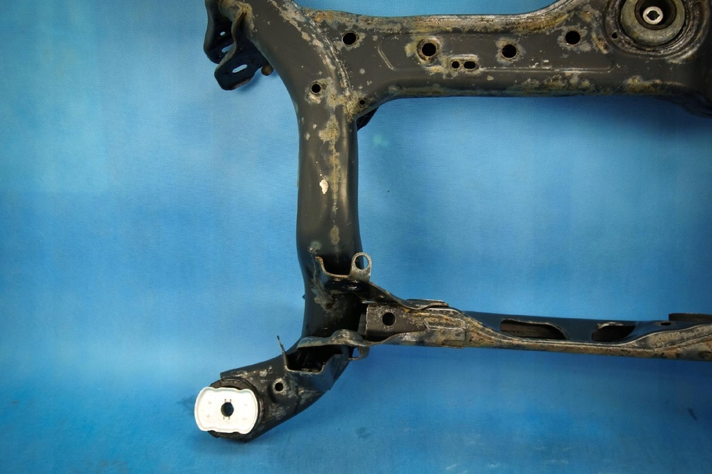 фото №8, Опора подвеска задняя audi a8 s8 4h lift 4h0505235t