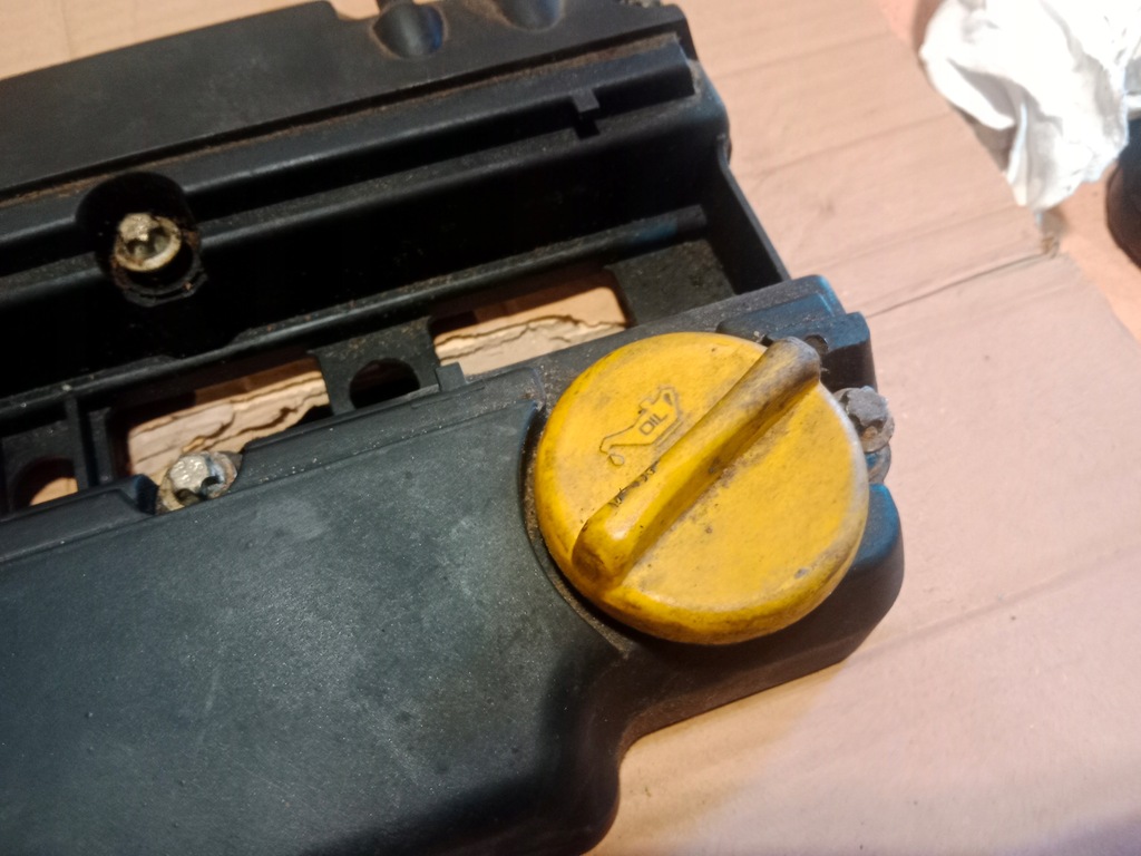 фото №5, Кришка клапанів 1.2 16v 75 km z12xe opel astra agila corsa c d