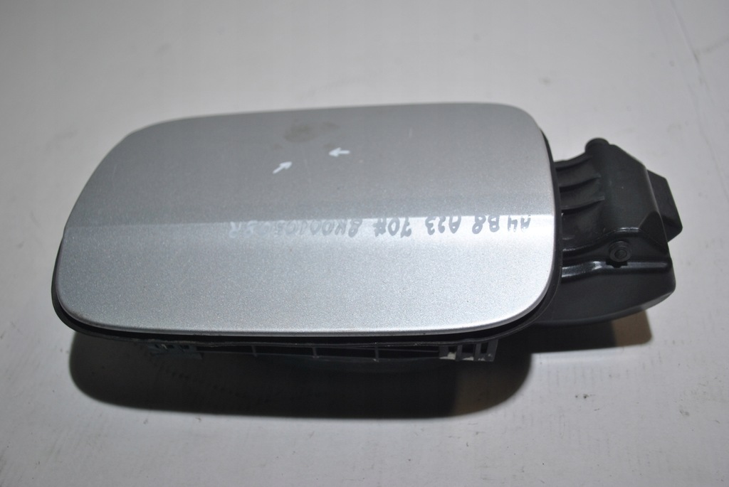 фото №7, Кришка заливної пального audi a4 b8 8k0010508r