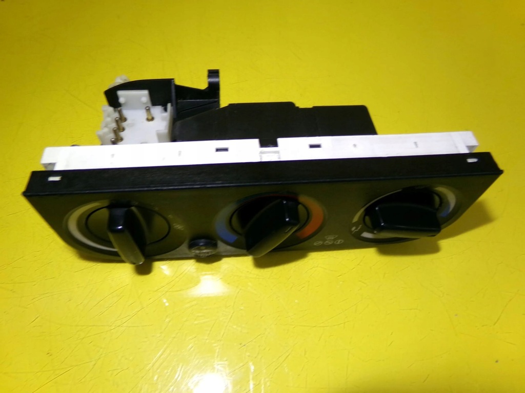 Панель управление обдув bmw 3 e36 13873269 nr1193 с Разборки