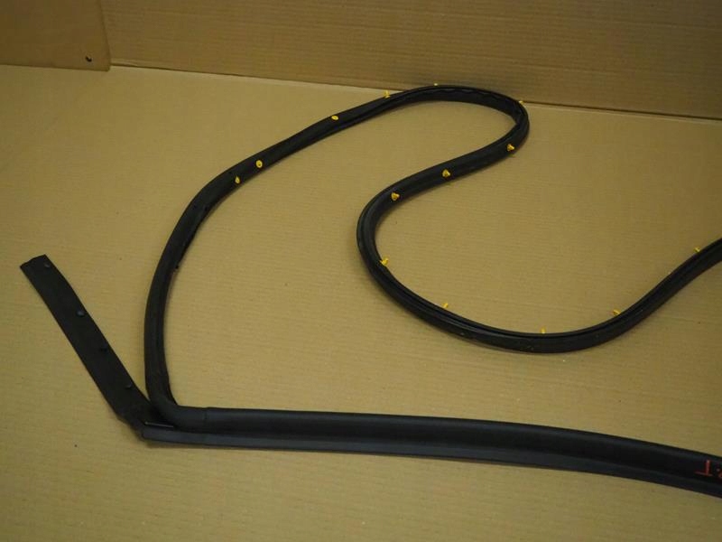 фото №2, Прокладка двері правий задня renault kadjar