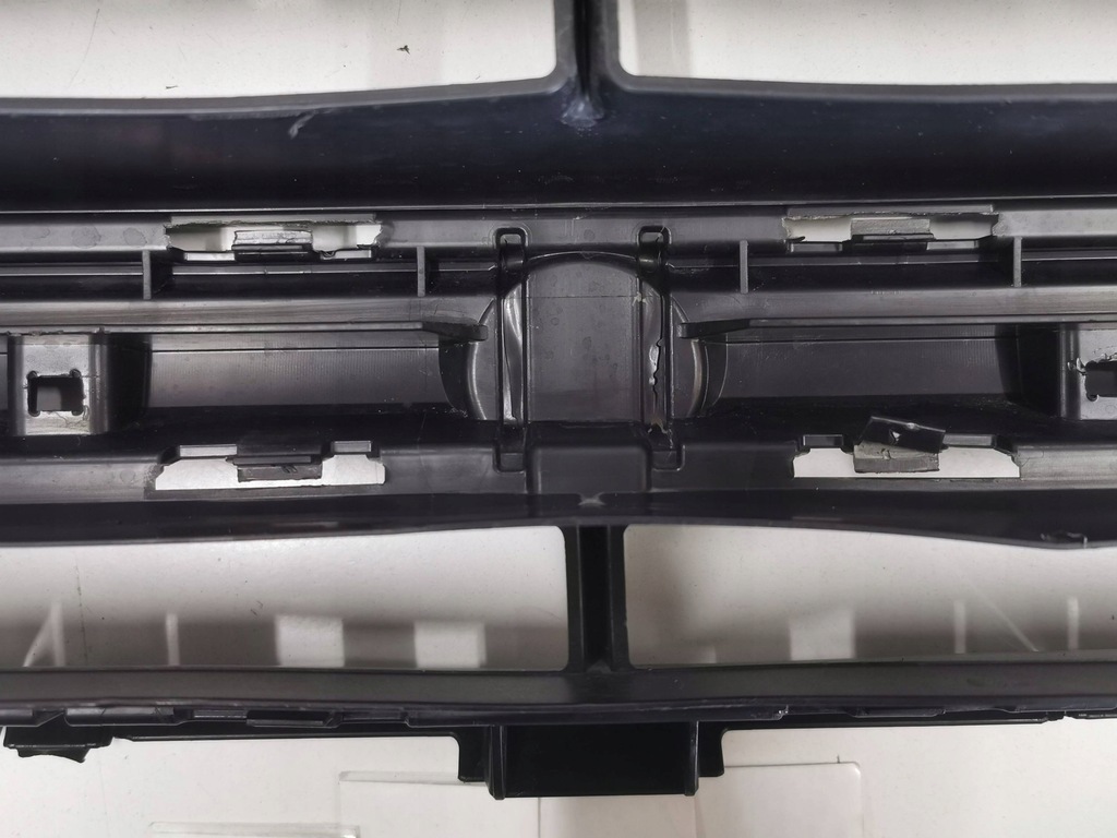 фото №15, Решётка радиатора, решётка радиатора, решётка средняя porsche macan lift gts 2.275