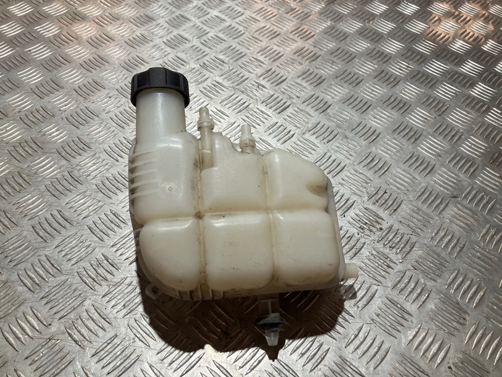 фото №1, Бак розширювальний mini cooper s f56 2.0i