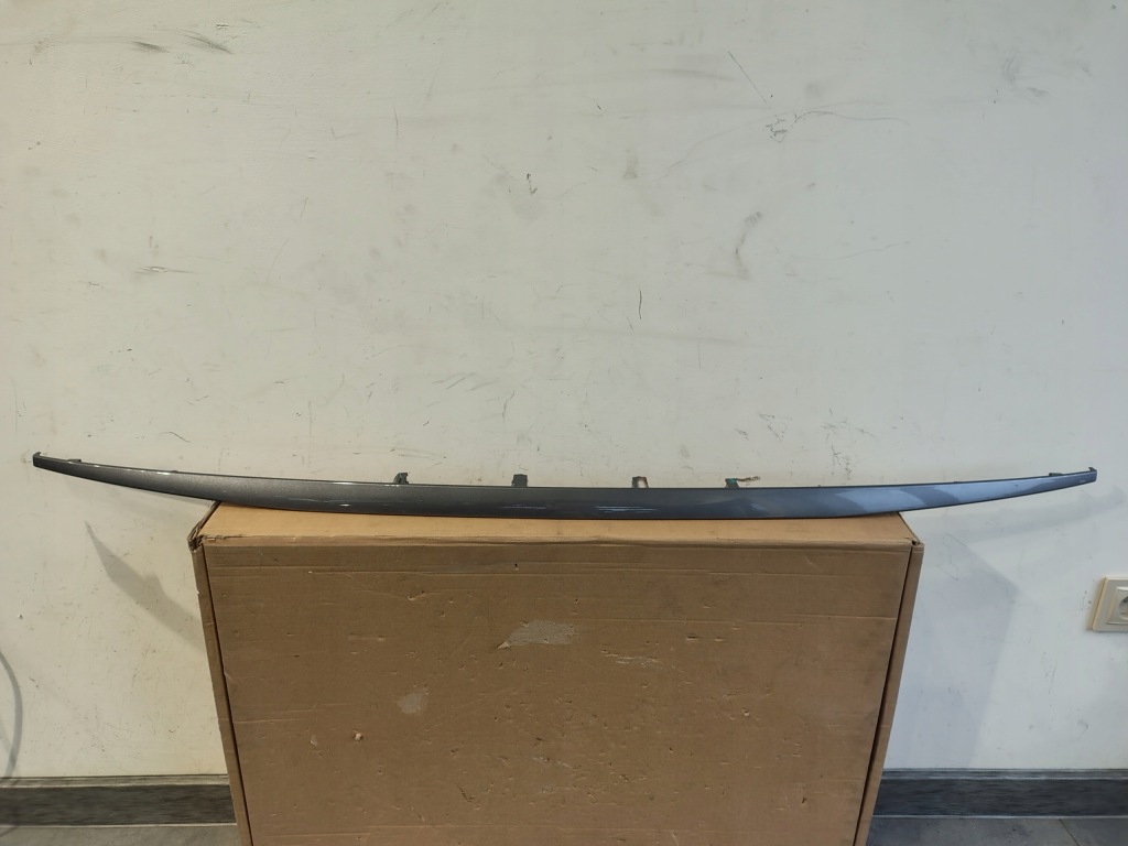 Молдинг крышки mg hs накладка задняя 11705990 в Украине