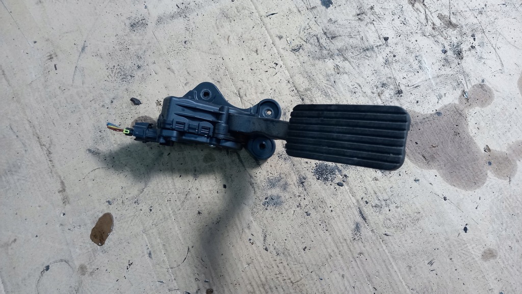 фото №1, Потенціометр газу kia ceed i 1.6 crdi 08r