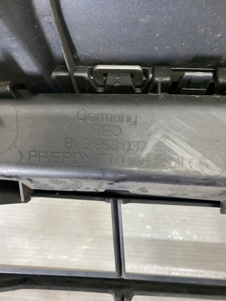 фото №10, Решітка радіатора решітка радіатора радіатора audi a3 8v 8v3853651