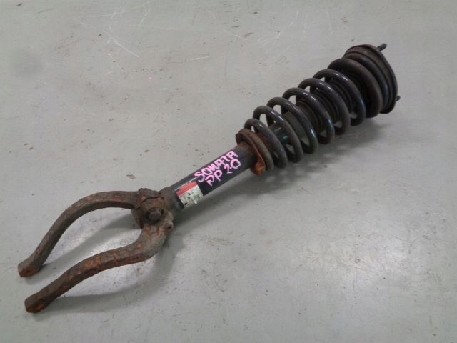 фото №1, Hyundai sonata iv 03 2.0 16v амортизационная стойка правый перед