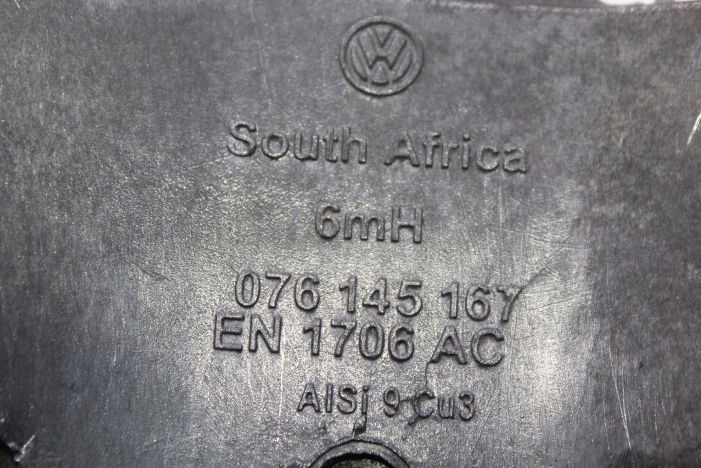 Кронштейн кронштейн vw crafter 2.5 tdi bjl 076145167 с Разборки