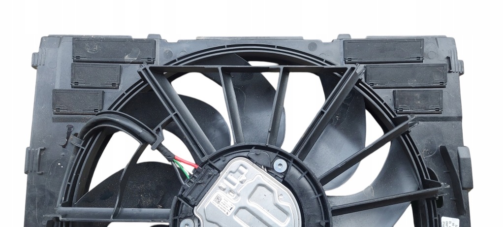 Bmw g30/31 g11/12 вентилятор радіатора 8655845-02 в Україні