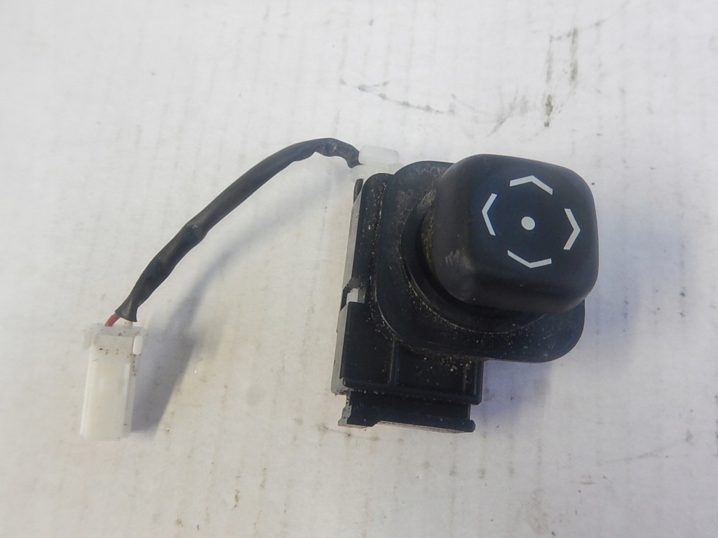 фото №1, Lexus is is220 is250 ii перемикач керма