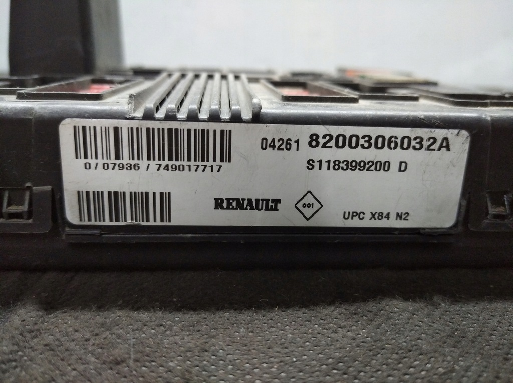 фото №1, Scenic ii megane ii модуль upc x84 n2