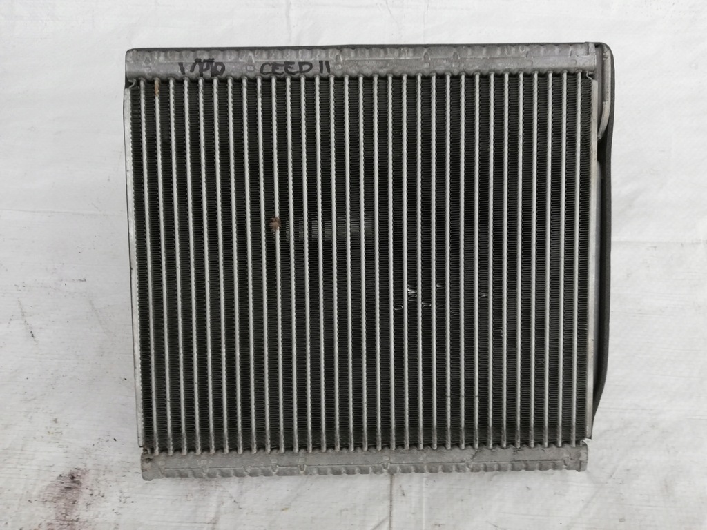 фото №1, Радіатор конденсатор kia ceed ii 12-16