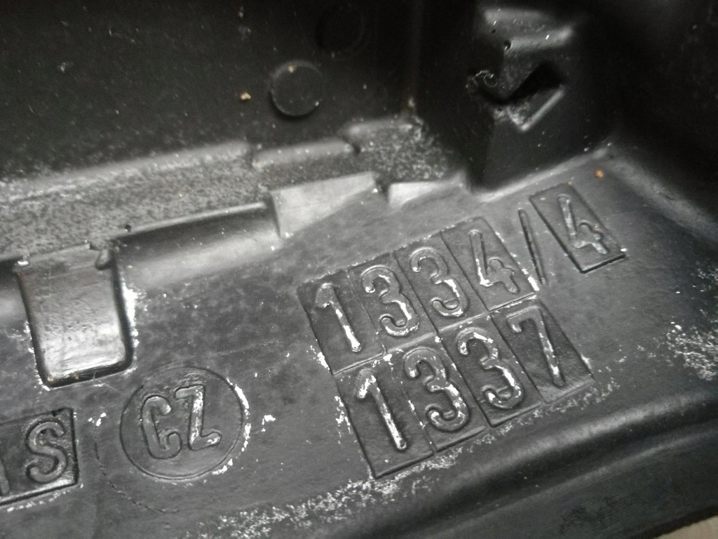 фото №9, Повітропровід шкіряний czarna audi a2 a3 a4 a6 01-05r