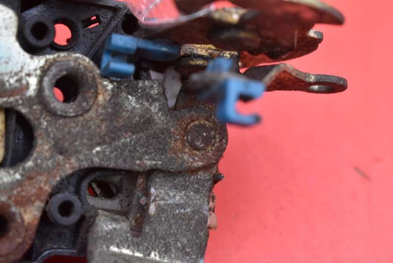 фото №10, Замок дверь правый перед передний eu chevrolet evanda 04-06