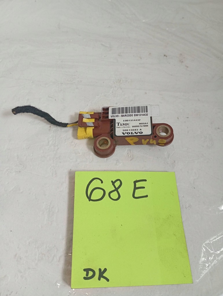 Купити Датчик volvo s40, v40 pr0ductn genuine