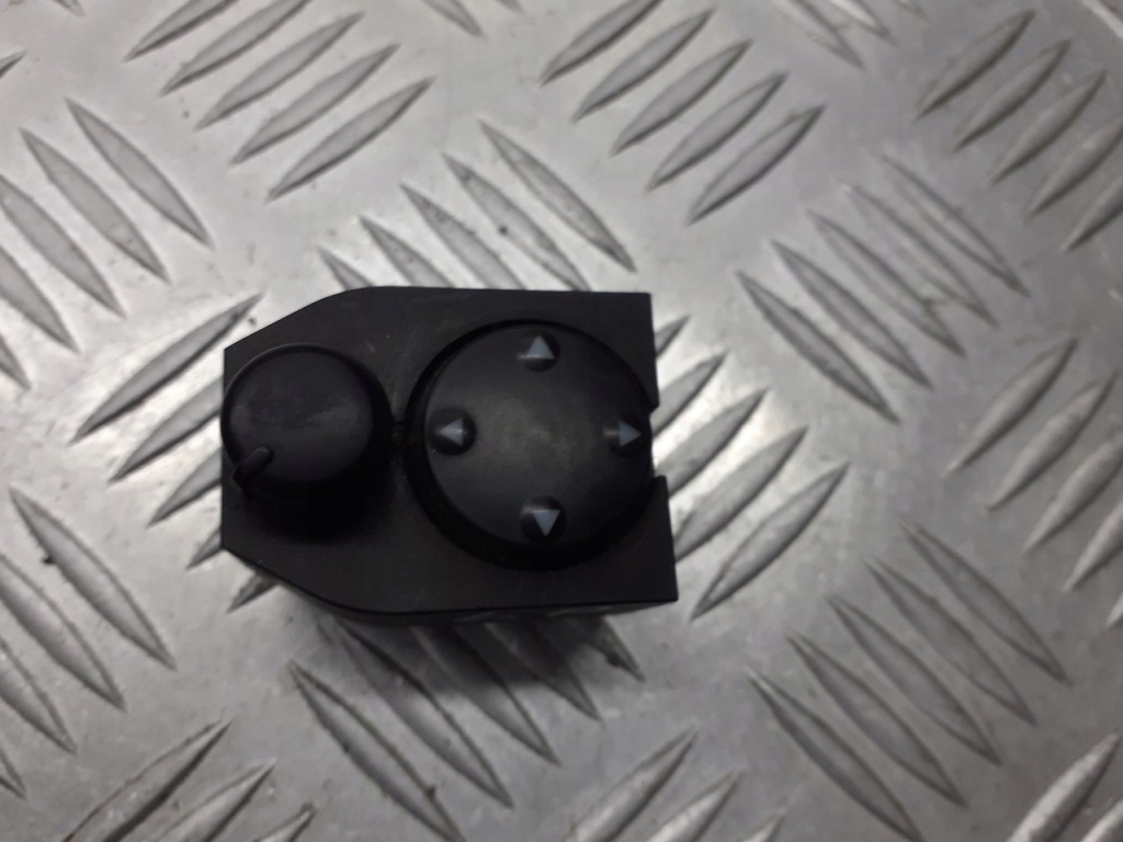 фото №1, Перемикач дзеркал audi a3 8l 1.9 tdi 8d0959565