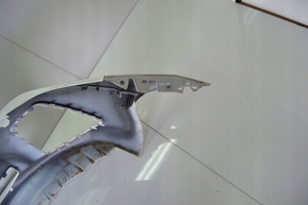 Купить Bmw 2 active tourer u06 2022 бампер передний