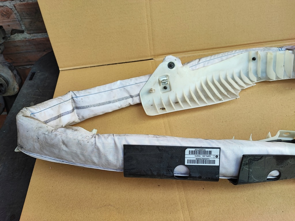 фото №15, Chrysler grand voyager iv шторка безопасности правая